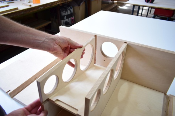 Illuminator-Center 17